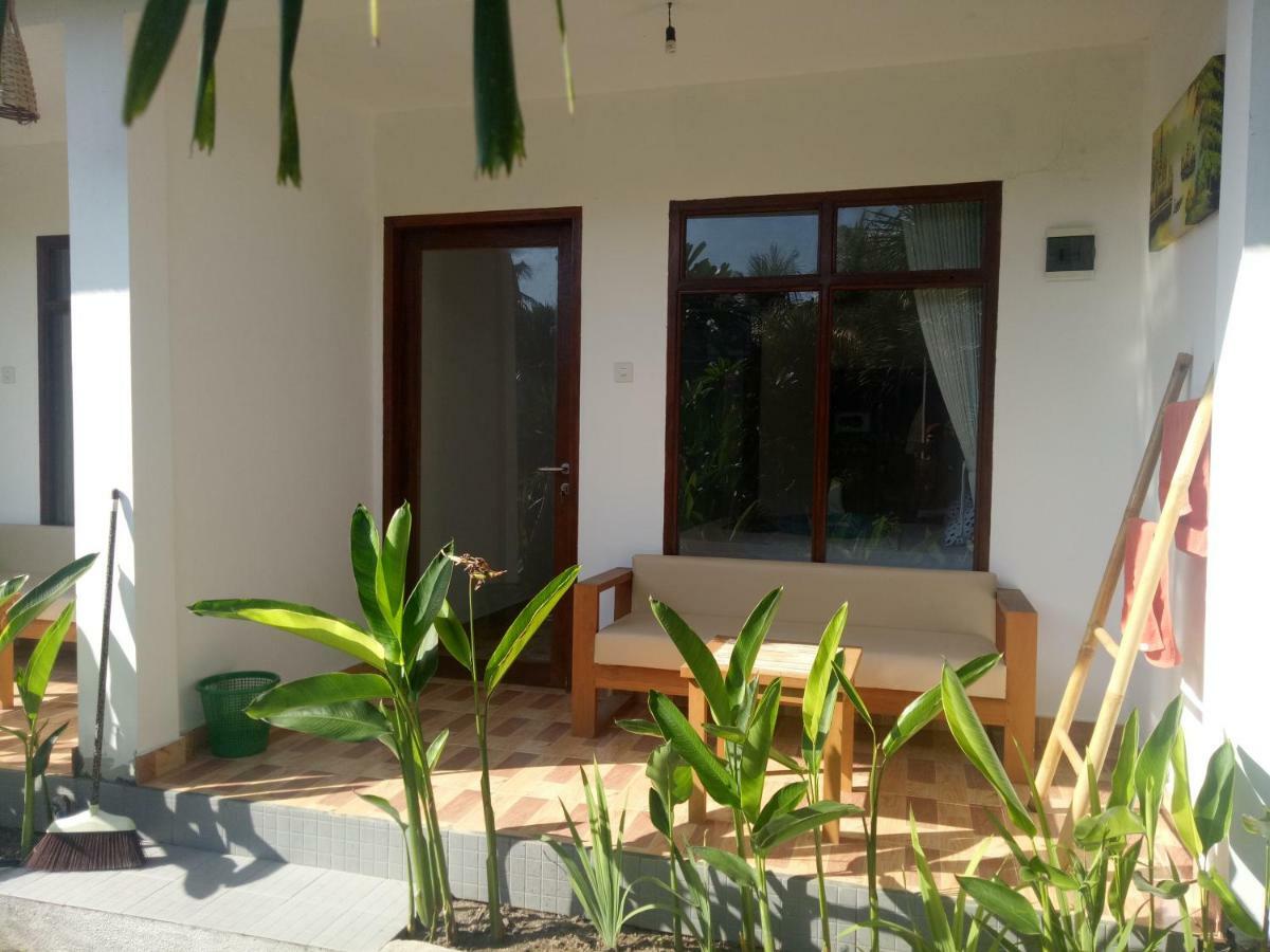 Palm Trees Villas Gili Air Exterior photo